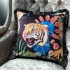 Luxury Pillow Case Designer Classic Signage Tassel Tiger och Snake Mönster Tryckt kuddväska Kuddehölje 45 * 45cm För heminredd Julklapp Ny Ankomst