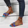 2021 Dernières femmes Sandales Fashion Plat Arc-en-ciel Chaussures De Haute Qualité Dames De Style Européen et Américain Summer Coolfants