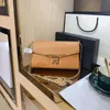 럭셔리 여성 LuxUrys 디자이너 가방 브랜드 키 체인 플랩 PVC 23cm 및 19cm CrossBoday 패션 hangbags Patricia Purse Gold Chain Shoese