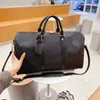 Luxe Heren Oversized Reistas Ontwerper Grote Capaciteit Fitness Gym Yoga Tassen Casual Bagage Vrije tijd Schouder Messenger Boarding Handtas Vrouwelijke Outdoor Handtas