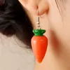 Boucles d'oreilles pendantes en forme de légumes drôles, aubergine, tomate, maïs, carotte, boucles d'oreilles en plastique pour femmes et filles, colorées, mignonnes, à la mode, à porter au quotidien, bijoux