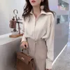 Kore Giyim kadın Üstleri ve Bluzlar OL Stil Gevşek Bluz Kadın Gömlek Polo Yaka Uzun Kollu Rahat Kadınsı 8435 210508