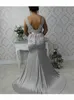 2021 Elegante geschulpte-edge sweep trein schede zilveren bruidsmeisje jurk kant top met boog sjerp aangepaste gemaakte partij formele jurken