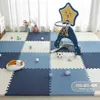 16 sztuk / partia Baby Eva Pianka Play Puzzle Mat Czarno-biały Blokowanie Płytki do ćwiczeń Dywan podłogowy i dywan dla dzieci Pad 30 * 30 * 1 cm 210724