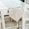 33 x 180 cm chemin de table de luxe avec glands pour table à manger fête de mariage gâteau de noël floral doux nappe décoration 210317