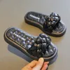 Zapatilla de verano para niñas dulces, toboganes de cuero, suela blanda, peso ligero, cómodo, antideslizante, zapatillas para niños de 3 a 18 años, T21N06LS-24