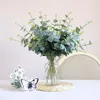 Fleurs décoratives couronnes 10pcs simulation en soie eucalyptus feuille verte argent floral arrangement mur de mariage maison fausses plantes feuilles