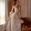 نساء نوم الملابس الدانتيل شبكة بيجاماس ثوب النوم الطويل العروس رداء الزفاف بيجاما رداء الاستحمام الأبيض الإناث