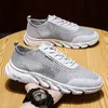2021 Erkek Kadın Koşu Ayakkabıları -40 Siyah Mavi Gri Beyaz Rahat Nefes Moda Erkek Bayan Ayakkabı Eğitmenler Spor Sneakers Boyutu 39-44