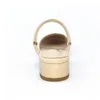 Mulheres Mules Sapatos Verão Chinelos de Cristal Bloco de Cristal Moda Pontilhada Toe Slides Senhora Sandálias Grande Tamanho 33-43 210517