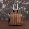 Duffel Bags Europeu e Americano Retro Men's Trolley Bag Head Layer Couro Bagagem Moda Travel Boarding