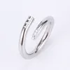 Love Rings Band Band Bank Jewelry Titanium Steel Single Nail European and American Fashion Street Casual Casual Classic Gold Silver Rose Taille en option 5-10