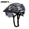 Sunrimoon WT-038 Adulto Homens E Mulheres Capacete de Bicicleta Leve Estrada Mountain Bike Magnético Oculos Removíveis Caps Caps Masks