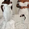 Gorgeous Plus Size Syrenki Suknie Ślubne Suknie Ślubne Koronki Appliqued Zroszony Z Ramię Wielopoziomowe Spódnice Ruffles Vestido de Noiva