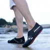 2021 High Quality Mens Women Sport Running Shoes Sandy Beach Fashion Black Blue Red Outdoor Sneakers SIZE 36-46 WY21-1786