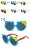Wholesaleクラシックプラスチックサングラスアイウェア子供漫画サングラス誕生日パーティーデコレーションキッドメガネ無料サイズ