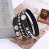 Tênis moda preto / marrom fina braceletes de couro genuíno redondo / quadrado rebites único pulseiras de longa pulseiras multi rolos