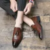 Nouveaux hommes glands pointus mélanger les couleurs Gentleman mariage retour richelieu chaussures appartements mocassins décontractés robe Sapatos Tenis Masculino