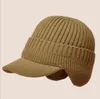 男性の冬の屋外の耳の暖かい豆の帽子キャップ男性ニットバイザーのビーニーキャップ2021新しいスタイルのお父さんギフト