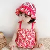 2st Baby Floral Romper Girl Koreansk Suspender Jumpsuit Sommar Toddler Girls Söt Bodysuit Spädbarn Födelsedag Rompers med hatt 210615