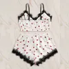 Sexy Lingerie Pigiama Set per le donne Vestiti per la casa Camicia da notte con scollo a V Cuore Stampa Pizzo Raso Canotta Bowknot Pantaloncini Set # YJ Q0706