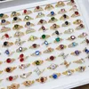 50 unids / lote Anillos de piedra naturales coloridos para las mujeres Ladies Jewelry Jewelry Anillo de moda Estilos Día de San Valentín Regalo