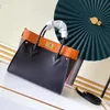 Women Luxurys Designers Bags 2021 Fashion one-shoulder messenger bag classic two-color collocation retro comfortable handbag No. M53823