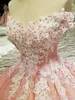Pink Quinceanera Dresses 2022 Najnowszy 3D Kwiatowy Aplikacja Handmade Kwiaty Zroszony Z Ramię Krótkie Rękawy Prom Formalna Suknia Ball Pro232
