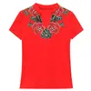 Femmes Coton T-shirts Nouveau manches courtes Col V Tee Tops Summer Chinois Floral Broderie T-shirts Design pour Show T03610B 210324