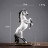 ビリード樹脂馬像モーデンアート動物の置物オフィスの家の装飾アクセサリー彫刻年ギフト211105