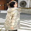 다운 재킷 하이 엔드 밝은 얼굴 겨울 패션 화이트 오리와 두꺼운 누에 고치 코트