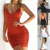 Kayotuas Femmes Robe Sexy Été Dos Nu Taille Haute Slim Bandage Moulante Soirée Courte Mini Col En V Sling Robe D'été 210522