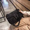 HBP Zacht leer Cross Body Luxe koerierstas designer schoudertassen Mode Verstelbare schouderriem dameskettingtas eenvoudig ontwerp Hoefijzergesp