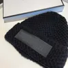 Beanie Moda de malha chapéus listrado knit amantes tampão homem homem crânio