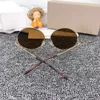 Womens Design Sunglasses Metal Frame Versão Redonda Óculos 58mm Lente De Vidro Pernas Finas Full-frame Sunglass Cool