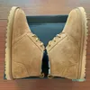 Top Mens Vinterull Skor Kvinnor Högkvalitativ Platform Snow Boots Mäns Klassisk Femmes Designer Sko Lyxband Varm Martin Boot