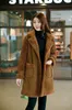 Automne hiver nouvelle femme col rabattu en cuir suédé chaud doublure en fausse fourrure d'agneau épaississement moyen long manteau parka casacos MLXLXXL3XL