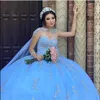 2022 공주 Quinceanera 드레스와 모자 목도리 샴페인 Applique 페르시 크리스탈 볼 가운 푹신한 달콤한 16 드레스 소녀