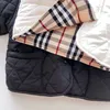 Vestes d'hiver pour bébés de 0 à 3 ans coupe-vent de couleur unie avec veste en coton veste de manteau à carreaux assortie