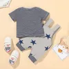 Sommarstil Barn sätter Casual Short Sleeve O Neck Striped T-shirt Skriv ut Star Button Braces 2pcs Barnkläder 210629