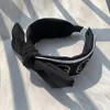 Stirnbänder Designer Marke Einfache Doppelte Buchstaben Drucken Stirnband Luxus Frauen Mädchen Schwarz Braun Streifen Breite Kante Bowknot Haar Hoop Twist Turban Headwrap Kopf AC PENL