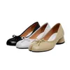 Klänningskor Kvinnors Fashion Leather Bowtie Tabi Split Toe Mid Heel Ballet Court Pumps Sandaler Real 2021