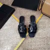 2021 mulas slides sandálias chinelos lisos de couro liso mulheres sapatos de praia deslizam slipper slipper flip
