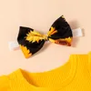 Conjuntos de roupas 2021 Ribbed Terno Infantado Terno Verão Meninas Bebê Set Ruffles Tops + Floral Girassol Bow Suspender Suspender Curta Outfit