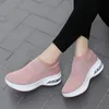 Großhandel 2021 Top Qualität Männer Frauen Sport Laufschuhe Mesh Atmungsaktive Sockenläufer Lila Rosa Outdoor Sneakers Eur 36-45 WY32-A12