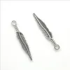 Lot 200 pcs Mini Plume Tibétain Argent Charmes Pendentifs pour la fabrication de bijoux Boucle D'oreille Collier Bracelet Porte-clés accessoires 28 * 4.5mm DH0374