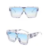 Solglasögon 2021 Design Diamond Studded Women Ladies Sun Glasses fyrkantiga glasögon Kvinnliga resor Kör nyanser Gafas4326824