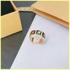 Luxurys Designers Ring Jewelry Designer Mens Anneaux Engagements pour les femmes Love Ring Gold Colliers 21081004R171Y