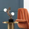Styl nordycki Lampa stołowa stolika ze stali nierdzewnej Art Art Włoch Designer sypialnia łóżka studio salonowe dekoracja lampy oświetleniowe