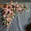 Dekorativa blommor kransar konstgjorda blommor arrangemang bord mittpieces boll triangel rad dekor bröllop båge backdrop party 5150203